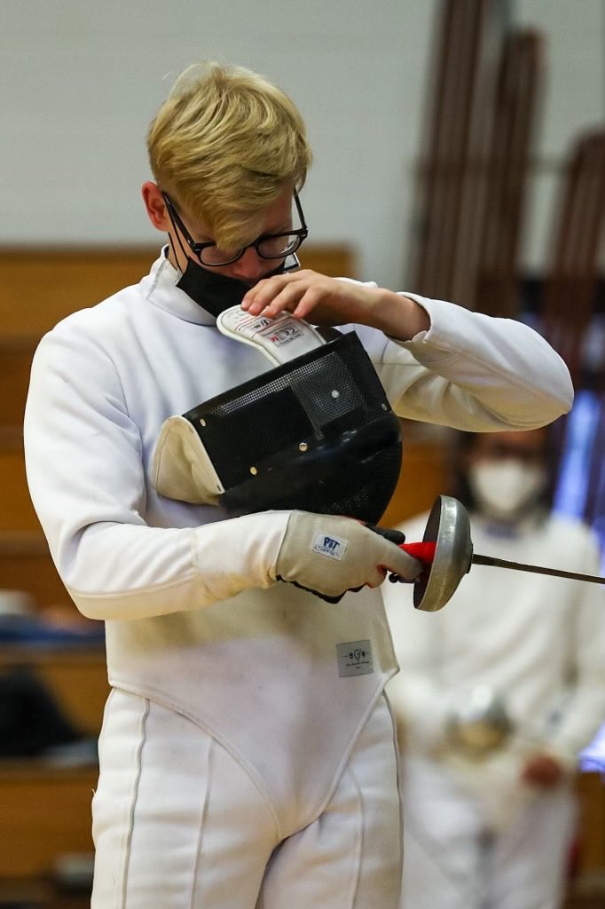 ledyardsports's tweet photo. Scenes from today’s ⁦@GoECCAthletics⁩ fencing meet with Ledyard, New London &amp; Waterford #LHScolonelpride ⁦@nlhsathletics⁩ ⁦@lancer_sports1⁩ https://t.co/DI6wb1CNww