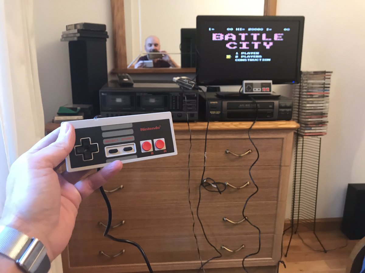 joseangelpozo's tweet photo. ¡Funciona! Tendrá más de 25 años y llevaba 20 en el trastero #RetroTIC https://t.co/5cg2f87pTz