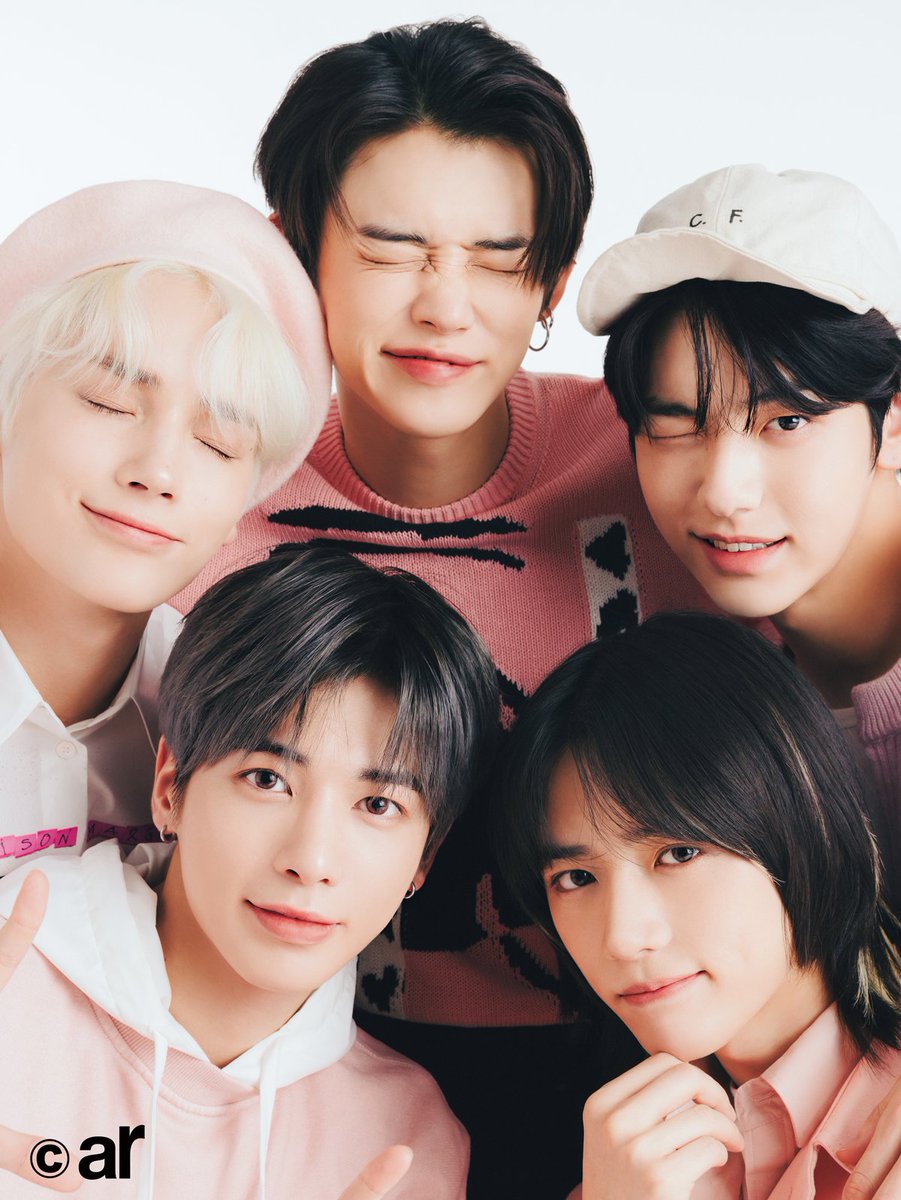 txteezarchv's tweet photo. moatinys!!
this is a new account dedicated to our beloved 4th gen leaders @TXT_members and @ATEEZofficial  ♡
please rt to support, let's all have fun together 💓

#ATEEZ #TXT #에이티즈 #투모로우바이���게더 https://t.co/XrGgEbMDmI