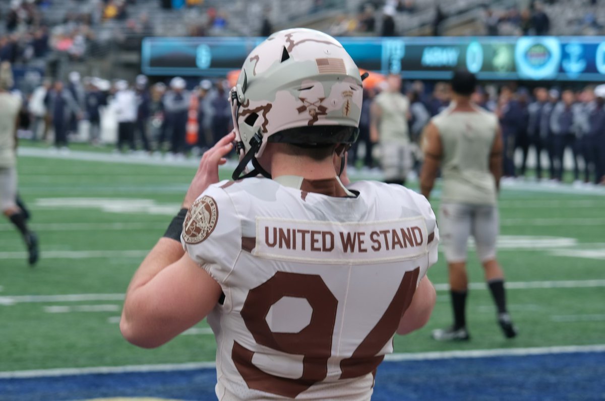 Army-Navy Game tweet media