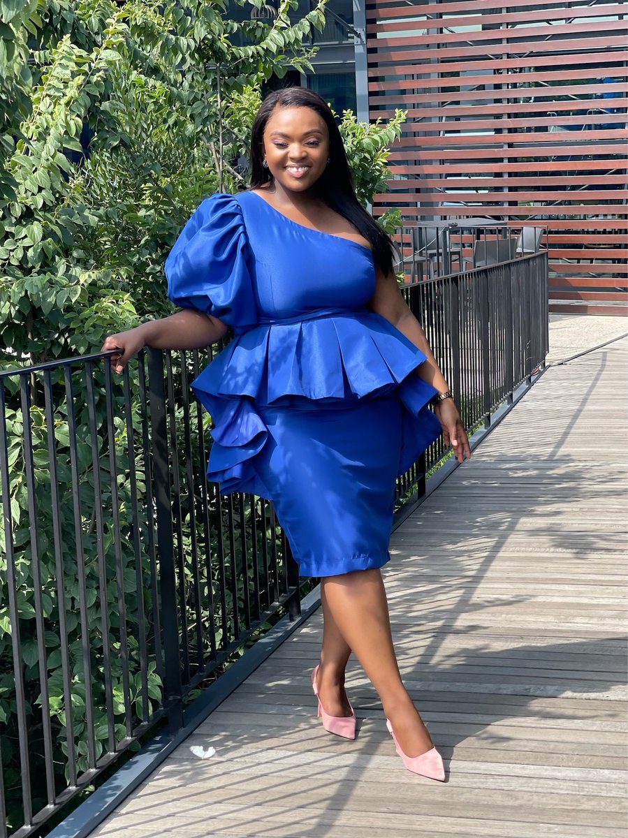 ThandoMdluli's tweet photo. I can’t believe how pretty I looked today 🥺💙💙💙 https://t.co/FsahKj48oy