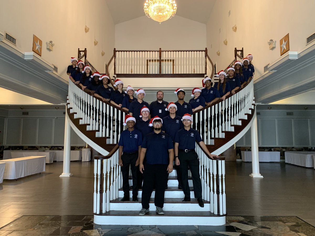 Chorale singing <a href="/SafariTexas/">Safari Texas Ranch</a> for the Del Webb Women’s association luncheon @LCHSMrsKing <a href="/kaye1332/">Dr. Kaye Williams</a> <a href="/LamarCISD/">Lamar CISD</a> @LamarConsPVA  <a href="/LCHSMustangs/">Lamar Mustangs</a>
