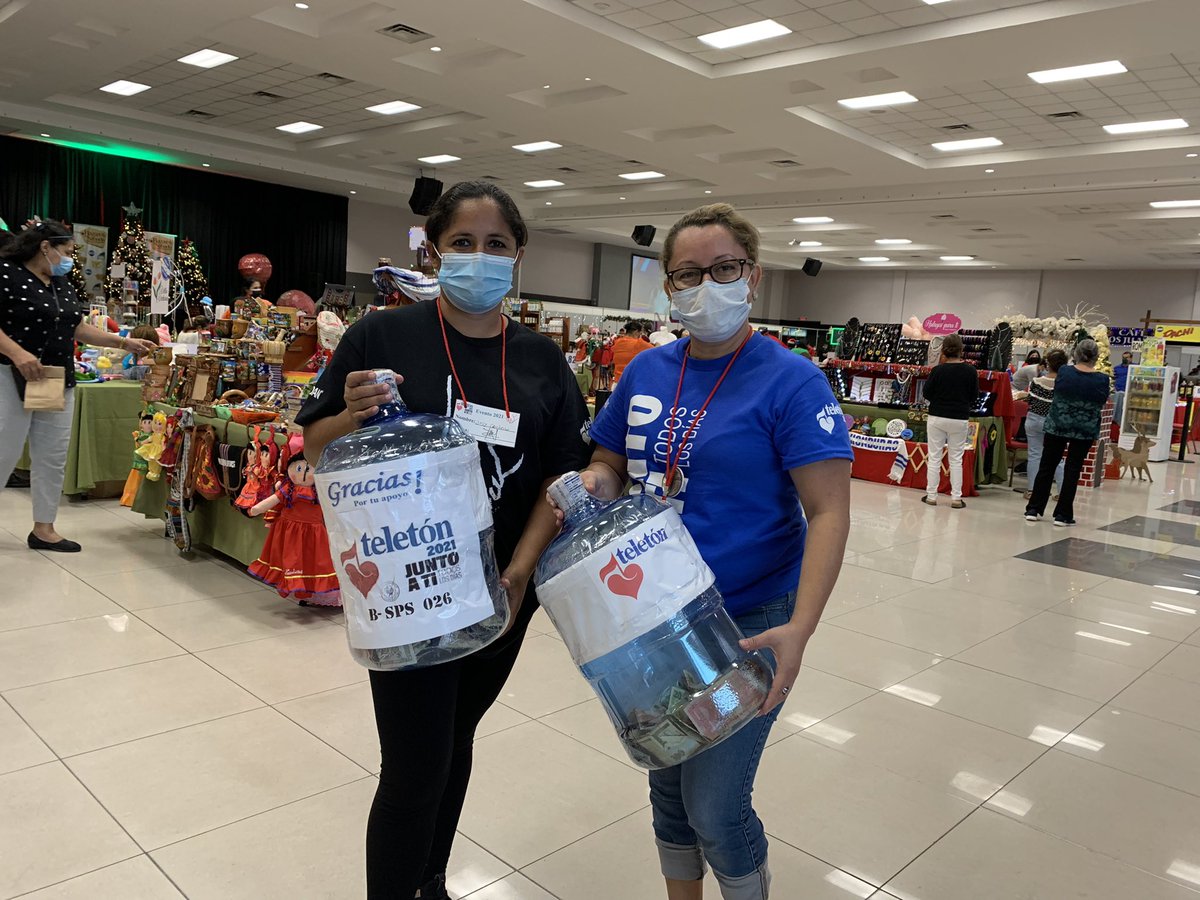 BazarDelSabado1's tweet photo. Hoy en el #BazarDelSabadoNavideño puedes hacer también tu donativo a la @Teleton_Hn ❤️
¡Apoyemos y logremos juntos la meta!
#Expocentro #SPS https://t.co/Qbkp54fZDH