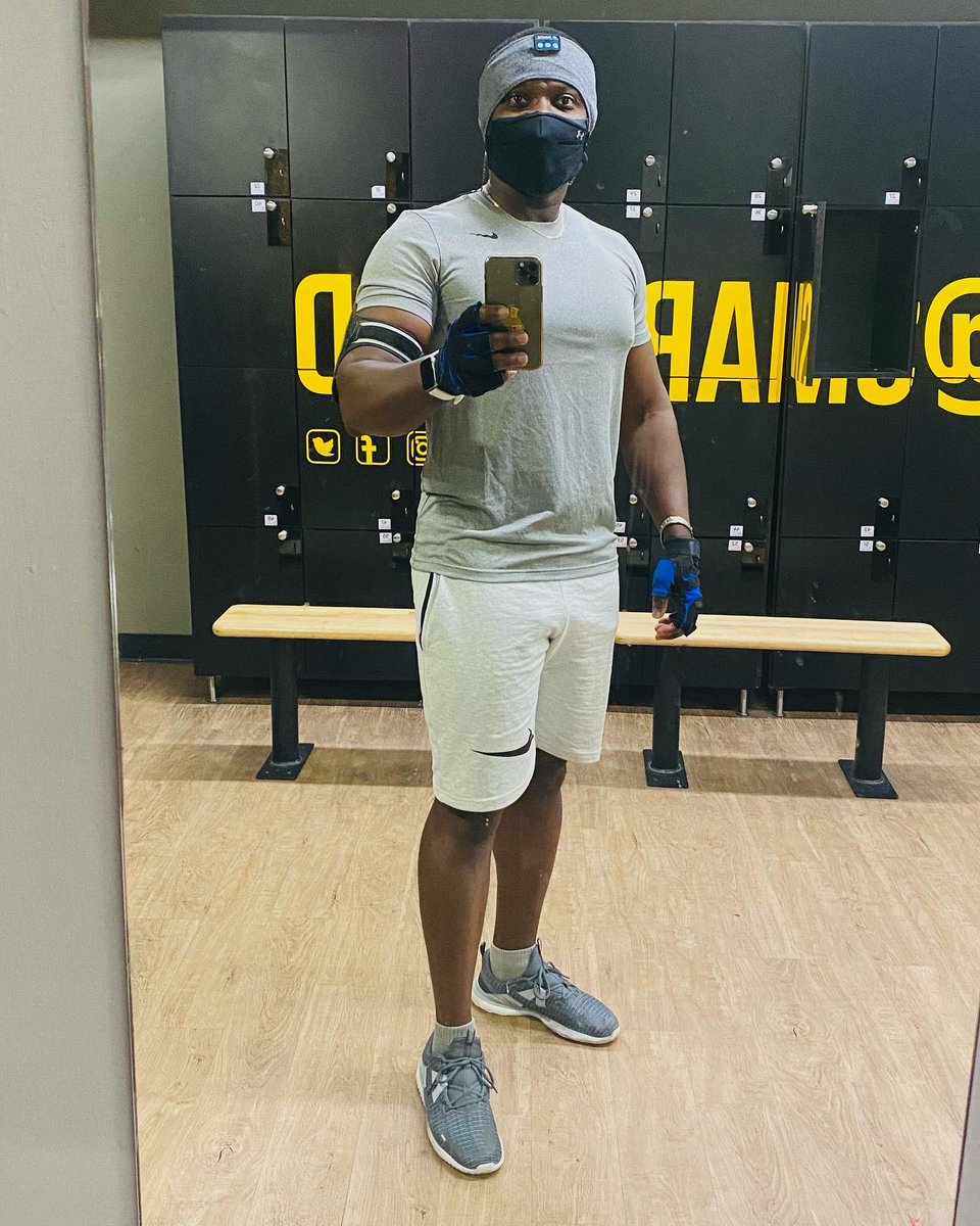 GaspardDorelien's tweet photo. 75th session! Goal: 90 #WorkOutβs session before December 31st! βDonβt wish, work for itβ #WorkoutMotivation #Fitness #WorkThatBody #PushOurLimits #HealthyHabits https://t.co/aAe2olyu0N
