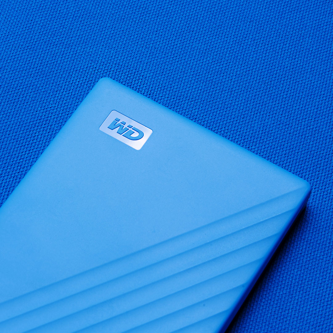 westerndigital's tweet image. Bold. Blue. Backup. #BeautifulData

My Passport HDD