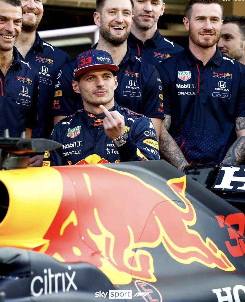 Never change Max. 😅
Q3 was incredible. This season has been amazing. This Sunday is for #RedBull
