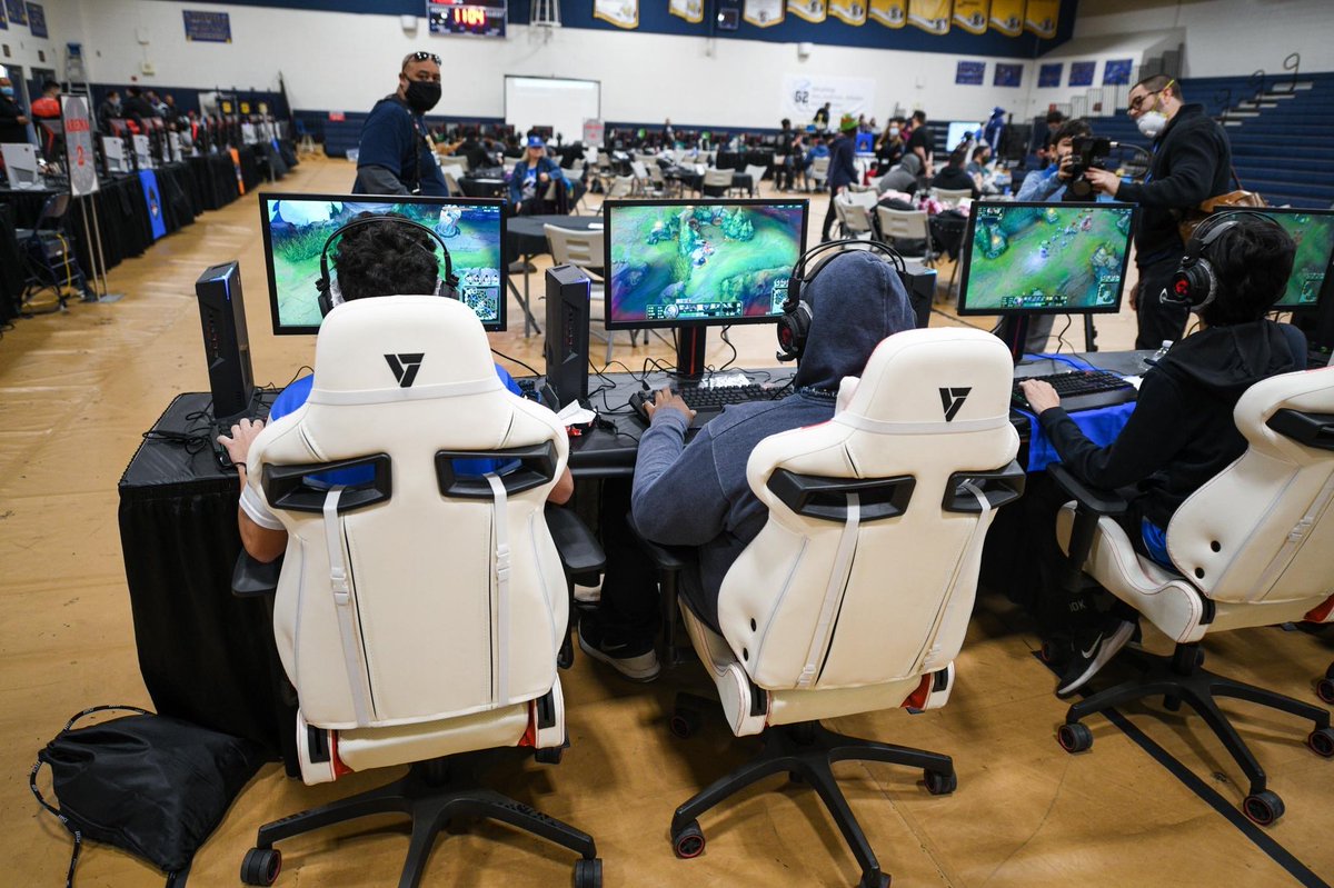 Fresno Unified eSports League(Fuel) tweet media