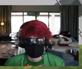 bootwtluv's tweet image. why is he a watermelon. /pos