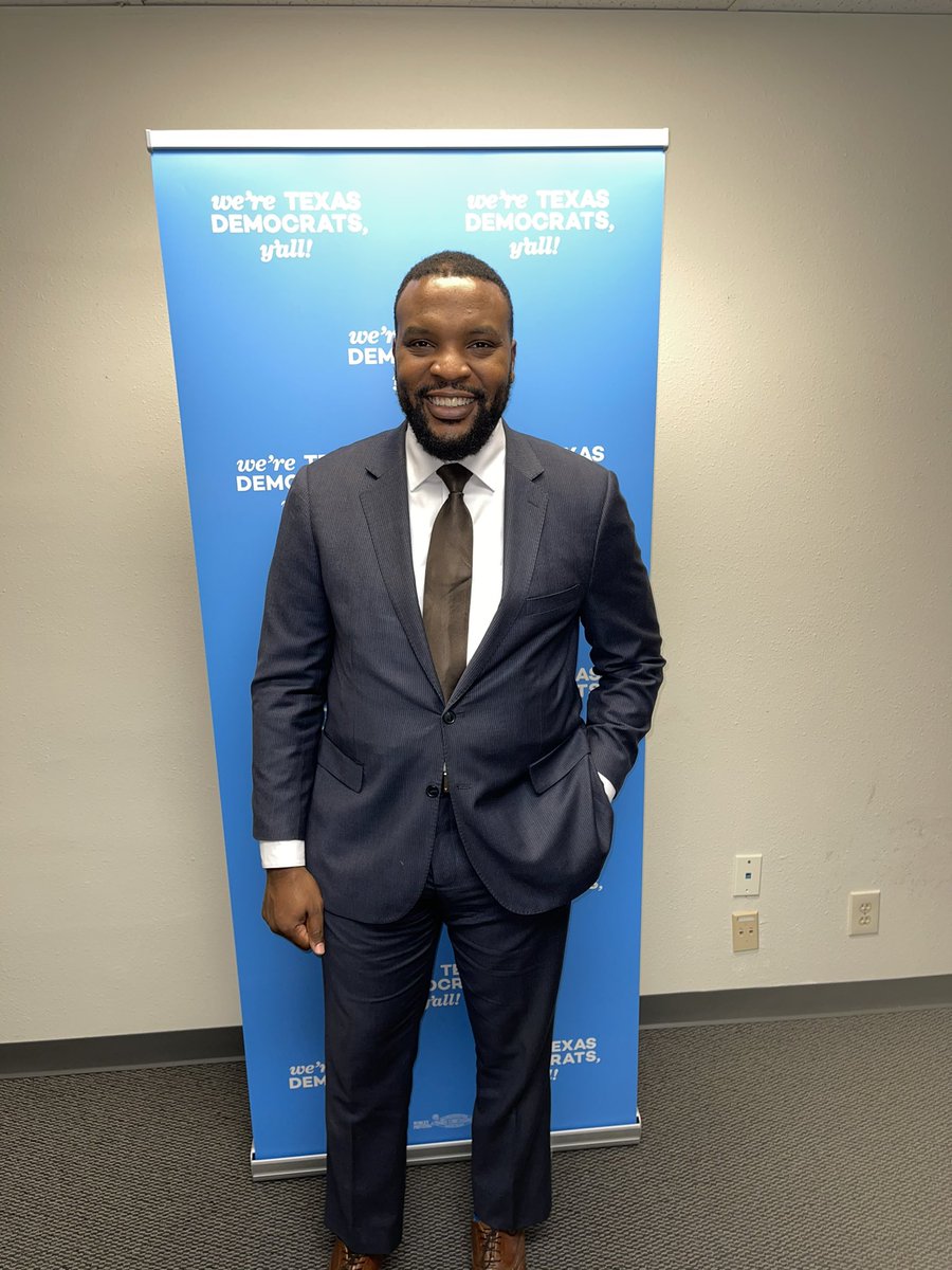 LeeMerrittesq's tweet image. I’ve officially filed to be on the ballot in the Democratic Primary for Texas Attorney General. 

The AG is the people’s voice in the American legal system. As Attorney General I will fight to protect the Constitutional rights of all Texans— just like I have my entire career.