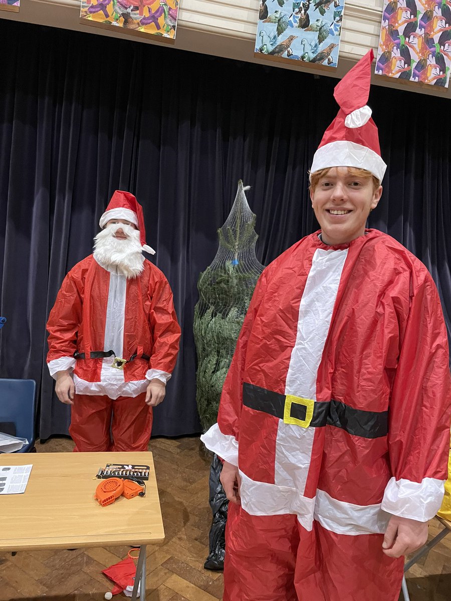 Thank you <a href="/RHSSuffolk/">Royal Hospital School</a> <a href="/RHS_Nelson/">Nelson House</a> @RHS__sixthform for providing such talented energetic car directing #santas at our #RHSChristmasFayre They were the talk of the Fayre!