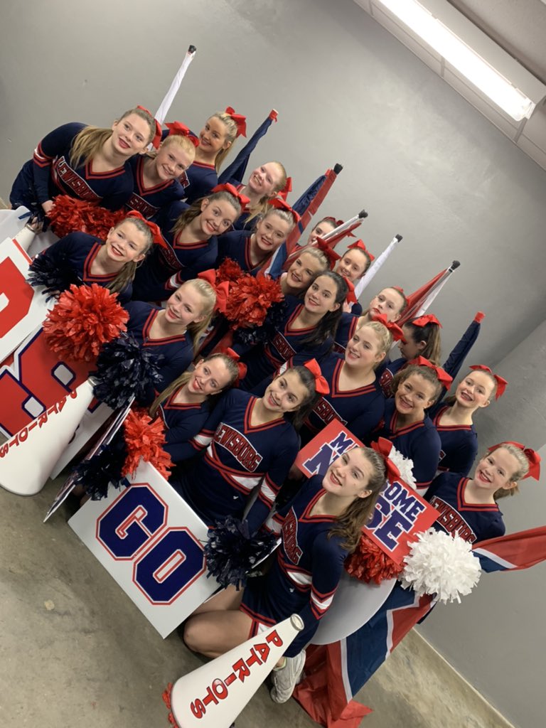 LewisburgMiddleCheer tweet media
