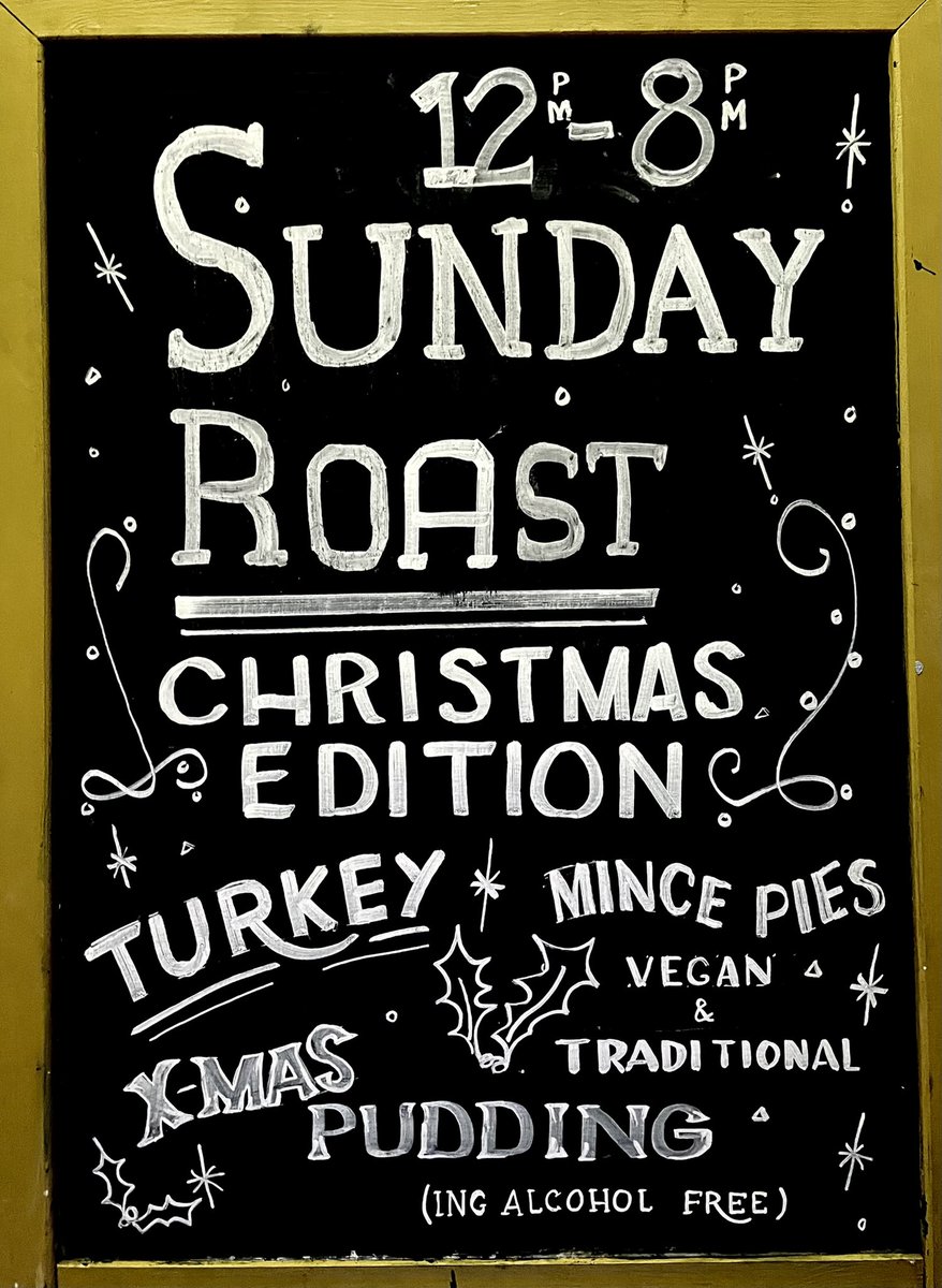 🎄Sunday Roast Dinner Xmas Edition 🎄features season traditions and contemporary alternatives 🤶 Vegan Mince Pies and Alcohol-free Christmas pudding. @leconfieldpub Christmas is for everyone. #christmas #sundayroast #sundayfunday #englishtradition #pubfood #beer #timeoutlondon
