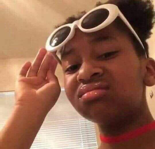 zoey ✨ tweet media