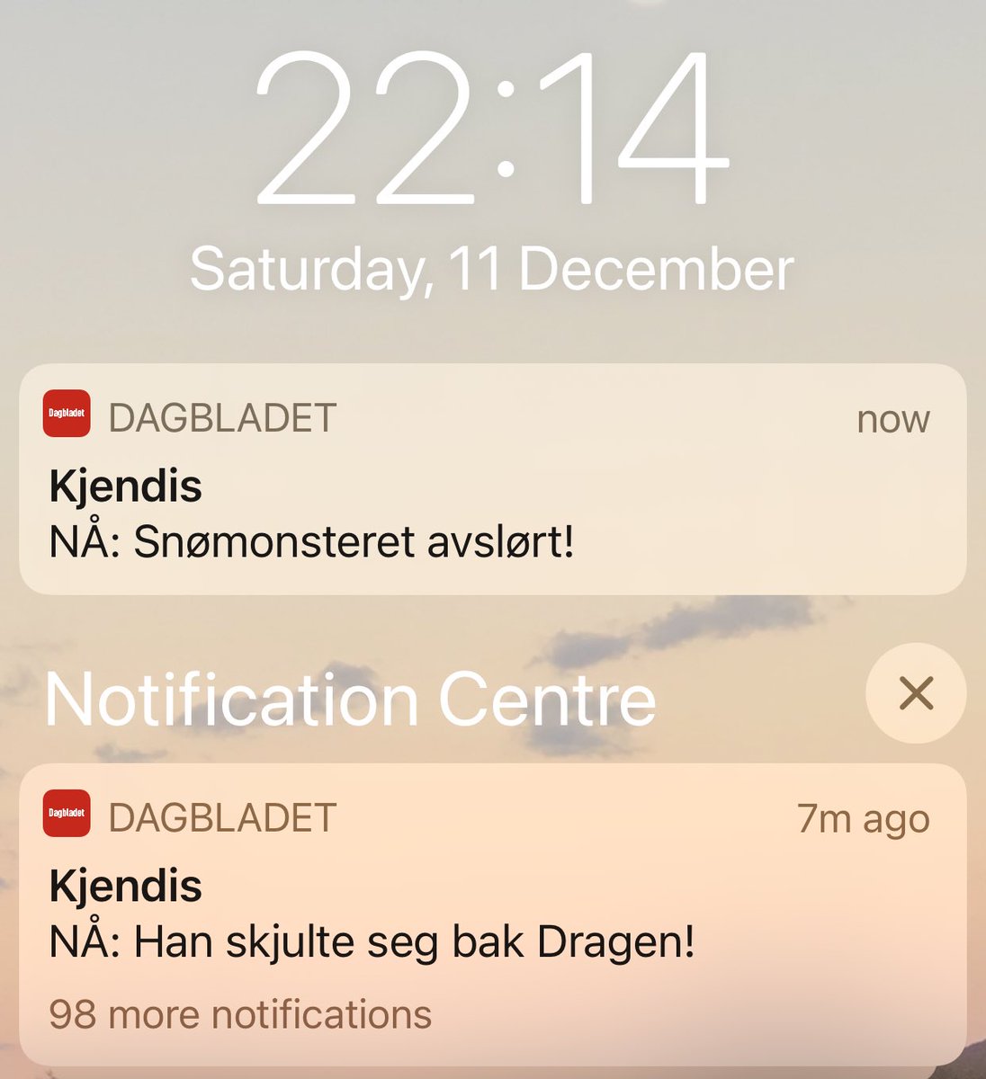 omdoseth's tweet image. ⁦@db_nyheter⁩ . Takk for at dere formidler de viktigste og mest dagsaktuelle nyhetene. Bruken av utropstegn visualiserer hvor viktig dette er.