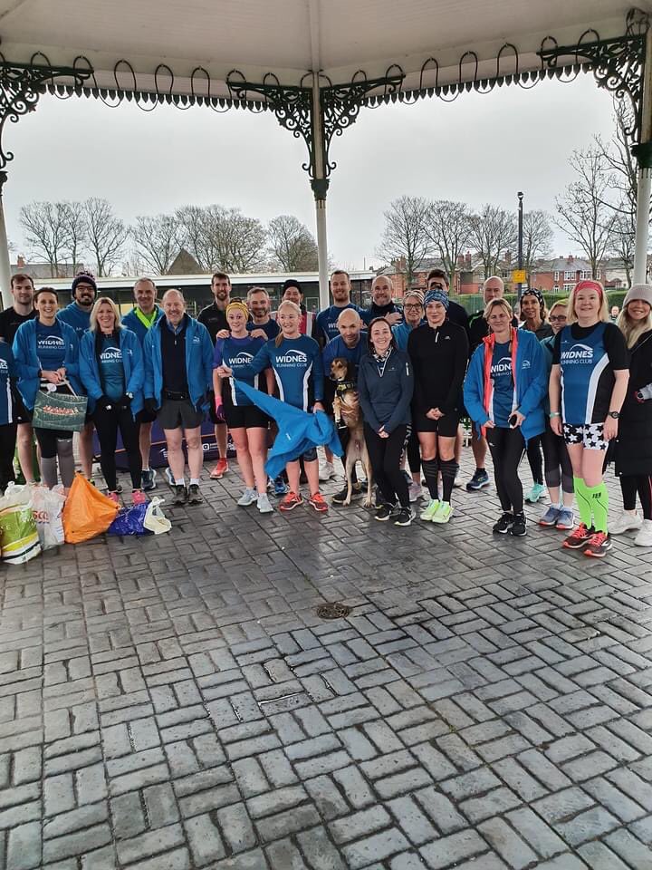 thbwidnes's tweet image. A BIG thanks to Widnes Running Club for their collection for us at Park Run this morning. 

We're so grateful for your generosity. 💛 

(There's still time to donate any gift sets-we're collecting for this campaign til Friday 17th - but collect all year round too)