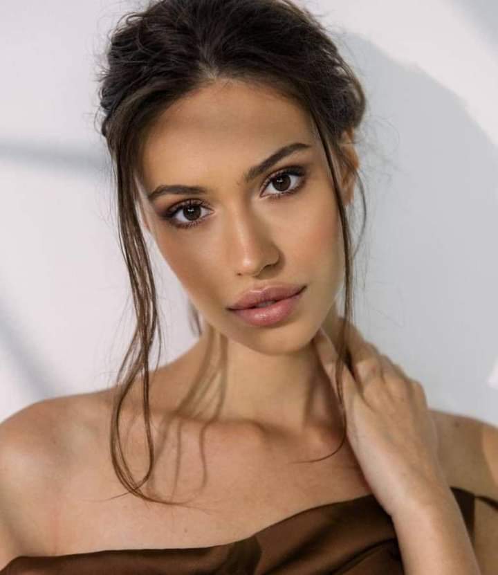 fandesreds's tweet photo. #MissFrance2022 pourquoi présenter les autres ...sérieux il y a pas photo #MissFrance nord pas de Calais https://t.co/koJdQoOcZh