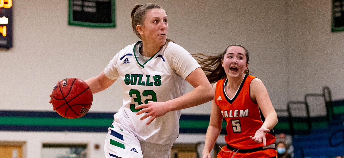 WBKB: <a href="/EndicottWBB/">EC Womens Basketball</a> Surges Past Salem State, 77-61 

STORY ➡️ bit.ly/3yfZpQu

NOTES
* Gulls outscored Salem State 25-10 in the 3rd to pull away
* Dempsey had 16 PTS/15 RBS (career-high)