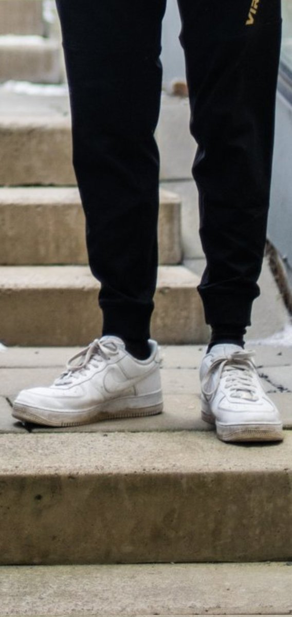 🏁FIZZBOMB0🏁 tweet media