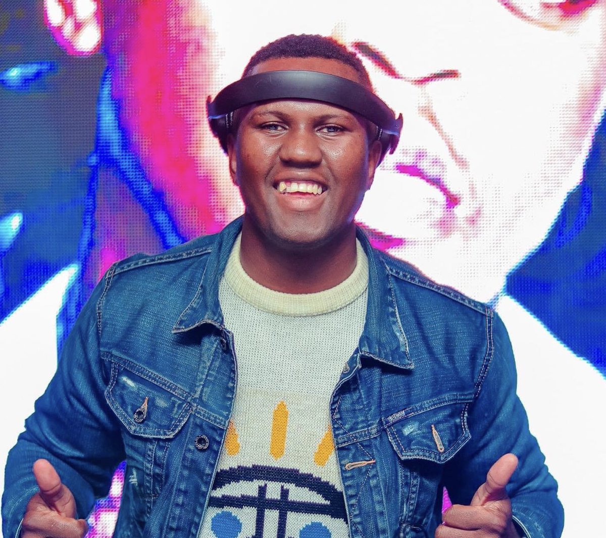 <a href="/Welo_Dj/">Welo</a> 

Jaiva Mzansi Mix on <a href="/UWFM88_106FM/">Umhlobo Wenene FM</a>