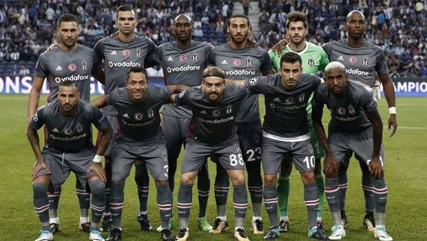 sadecefe tweet media