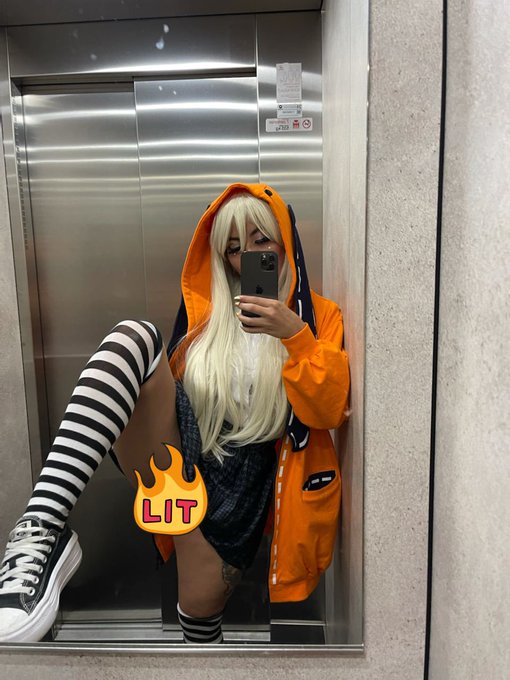 Rt y te la paso al dm sin emoji 👄 https://t.co/c2VqVzhGa3<a href="/tag/followme"class="tags"><span>#followme</span></a><a href="/tag/sexy"class="tags"><span>#sexy</span></a><a href="/tag/cosplay"class="tags"><span>#cosplay</span></a><a href="/tag/rt"class="tags"><span>#rt</span></a><a href="/tag/fav"class="tags"><span>#fav</span></a><a href="/tag/onlyfans"class="tags"><span>#onlyfans</span></a>