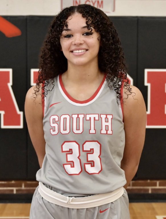 SOUTHMECKWBB's tweet photo. SM 58 Concord Acad. 45
🌟Senali Moss 23p, 15r, 4a
🌟Anastasia Sinclair 14p,5r
SM improves to 7️⃣➖0️⃣ https://t.co/2fwGnLhqkt