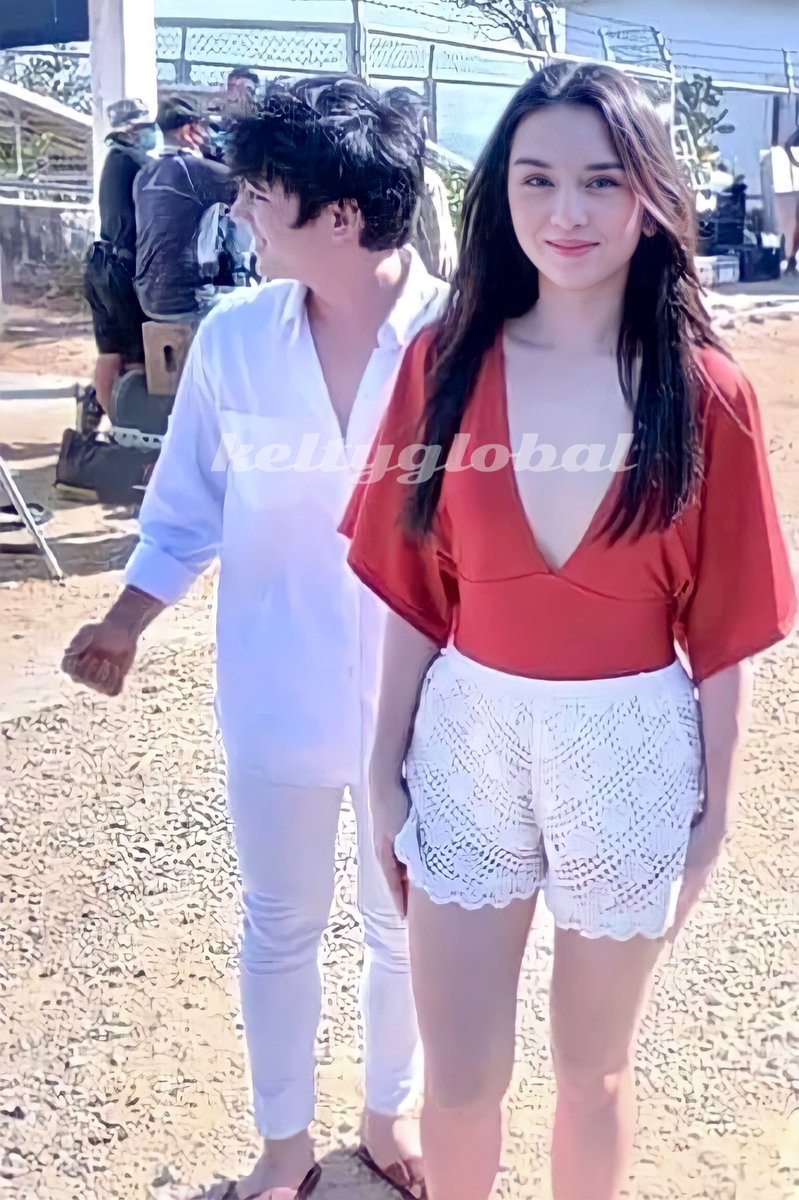 keltyglobal's tweet photo. Anong ginagawa mo prince? 🤣🤣😍😍😍
Sobrang ganda naman ni Miss B. Parang nasa 20’s lang talaga 😍😍😍 Baby face yan ❤️❤️❤️

#AfterAll
#KelTy #movie
@mirandam_kelvin 
#beautygonzalez https://t.co/5fvgkTwd24
