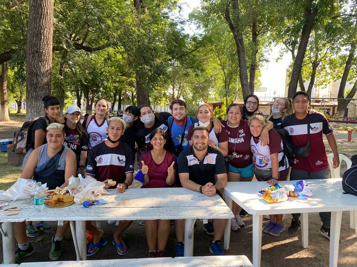 yeyegaleano's tweet photo. Cierre de año en ReDeEs 🙌🏻🌈✨ Mi lugar en Mini ReDeEs 💚💙💗 #ClubAtleticoLanus #Inclusion #Diversidad https://t.co/q91WJauUTD