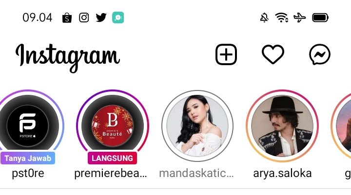 walpapersapeni's tweet photo. Akang Jan lihat lihat donggg🤪🤪 https://t.co/mqHHZlS13Y