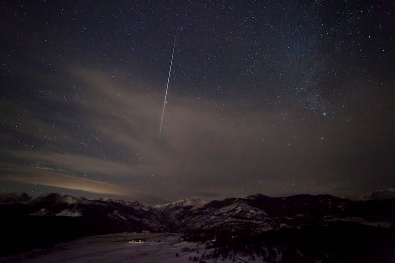 TONIGHT WILL BE OUTTA THIS WORLD! 
Geminids meteor shower is here! Arguably one of the most productive meteor showers with up to 150 per hour! The peak time is on 12/13 (tonight) into 12/14 at 2am EST. Looking SSW towards the Gemini constellation. #meteor #meteorshower #