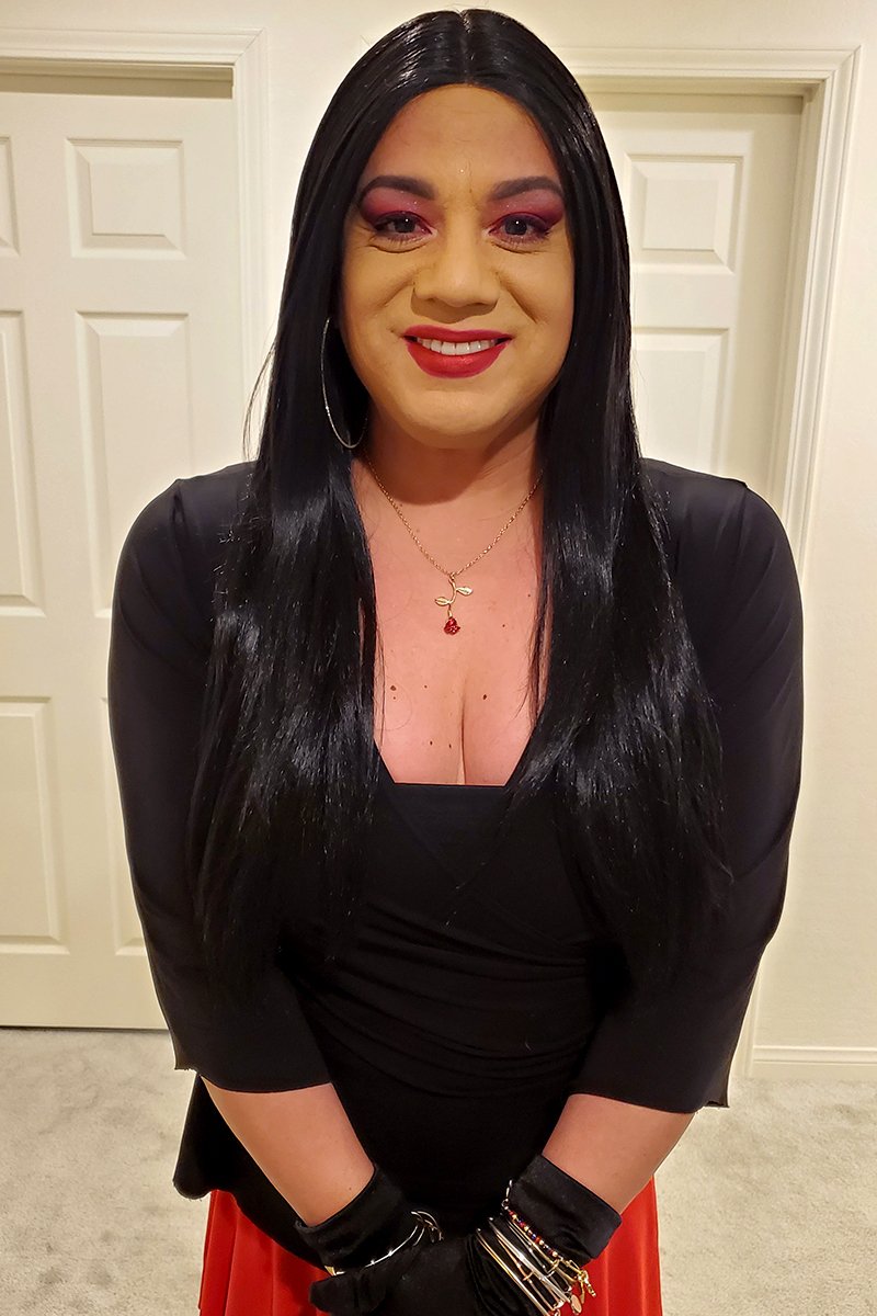 JewelsLove4U's tweet photo. I had an Amazing night @liquidredlv . So much fun hanging with Friends and New Friends. Phillipplein KVD Beauty NikitaDragun Frederick's of Hollywood ALEX AND ANI 
#nofilter #liquidred #highheels https://t.co/qlbuEPWQCG
