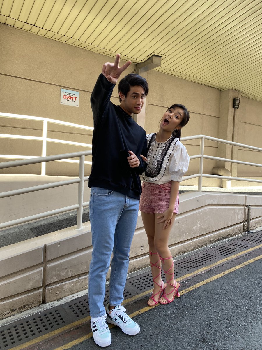 mssienanigans's tweet photo. CUTEST COUPLE EVER 

DONBELLE ChristmasKilig

#DonBelle
#LoveIsColorBlindDay3 https://t.co/CKVE29PcqG