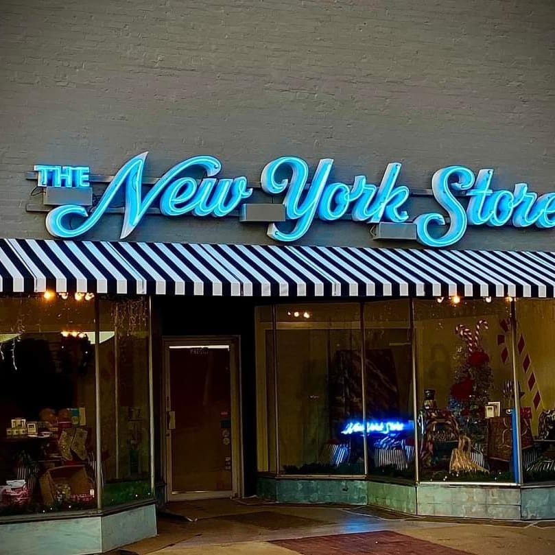 New_York_Store's tweet image. If you love shopping at The New York Store, you&apos;ll love shopping on our website. Stuff for men coming soon! Check us out here and hover over Shop!
thenewyork.store