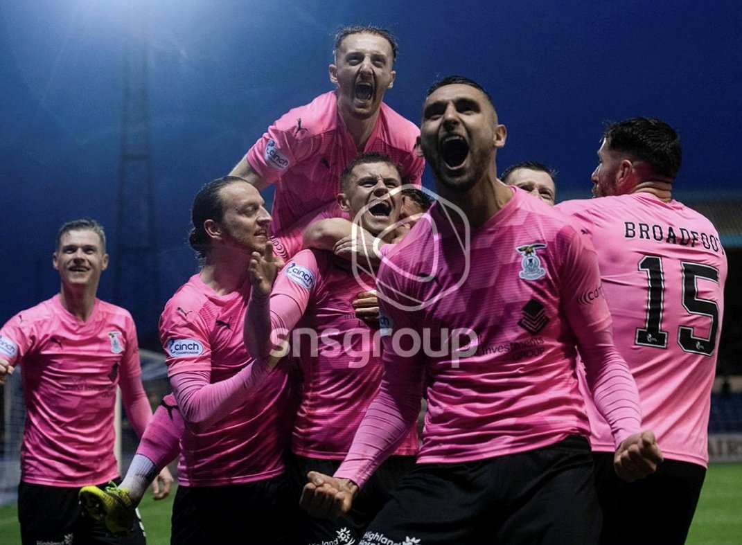 mccreerysports's tweet photo. Someone say......... ๐ญ
6 goals โ
3 pts โ
Top of the league โ
@DaveyCarson8 ๐ต๐ด
#msmpathways https://t.co/QfYDzzHYrJ