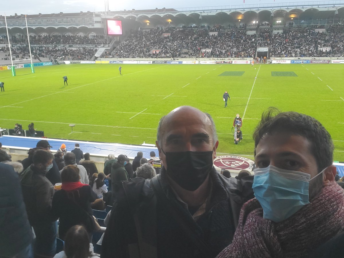 FlorianDarcos's tweet photo. @Villedebegles Ville Sportive.🏉
L'U. Bordeaux-Bègles s'incline @UBBrugby. Emotions, tension, suspens, une belle touche devant nous, du beau jeu au pied, des supporters motivés pour son équipe: R. Guillenteguy, du @CABeglais 🏏, était parmi eux. RDV  le 19, aux Scarlets. https://t.co/iaHWt5HnTN