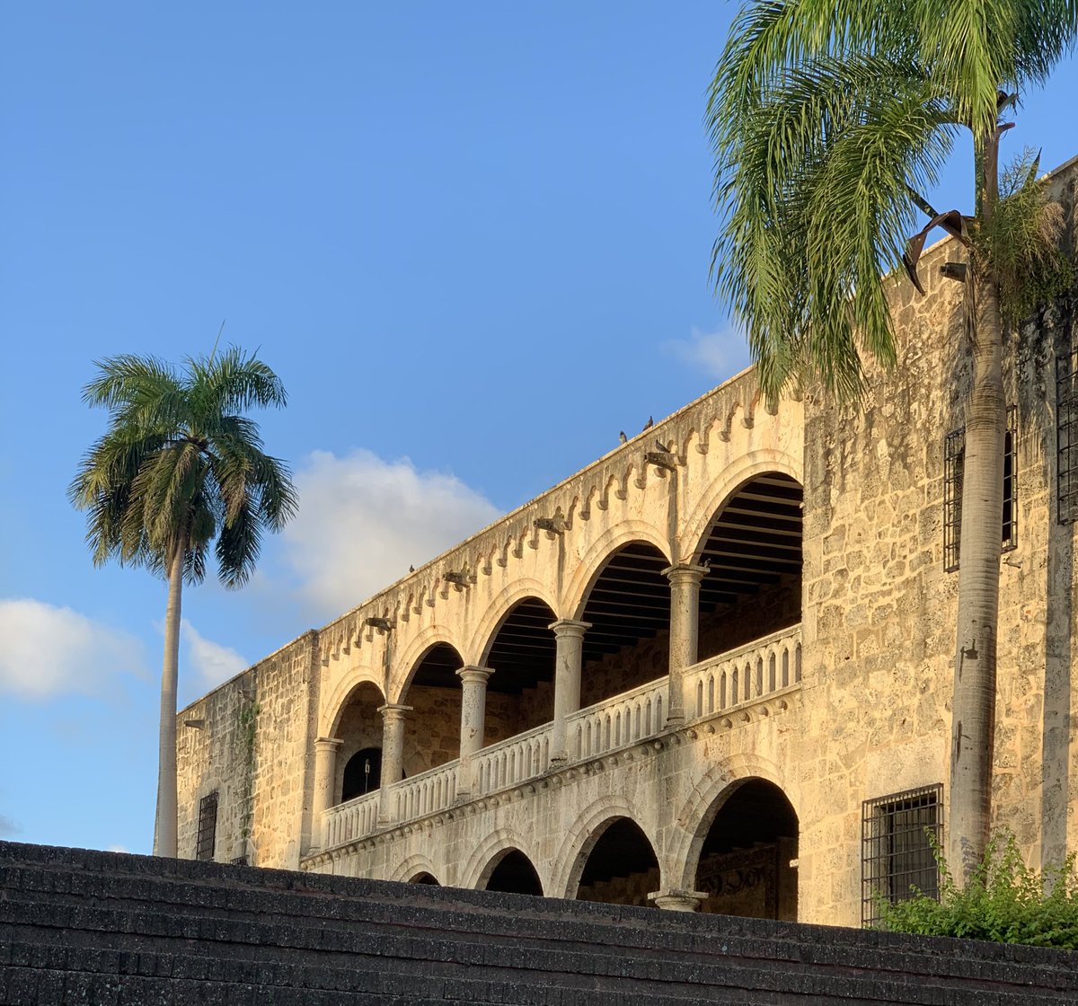 PixelSmileMC's tweet photo. Saturday fact! 

 Columbus Alcazar is the first fortified Spanish palace built in the Americas. It is located in the Dominican Republic's colonial area of Santo Domingo city, and forms part of the Ciudad Colonial UNESCO's World Heritage Site.

It’s just a small part of our home! https://t.co/yuFX8C5rex