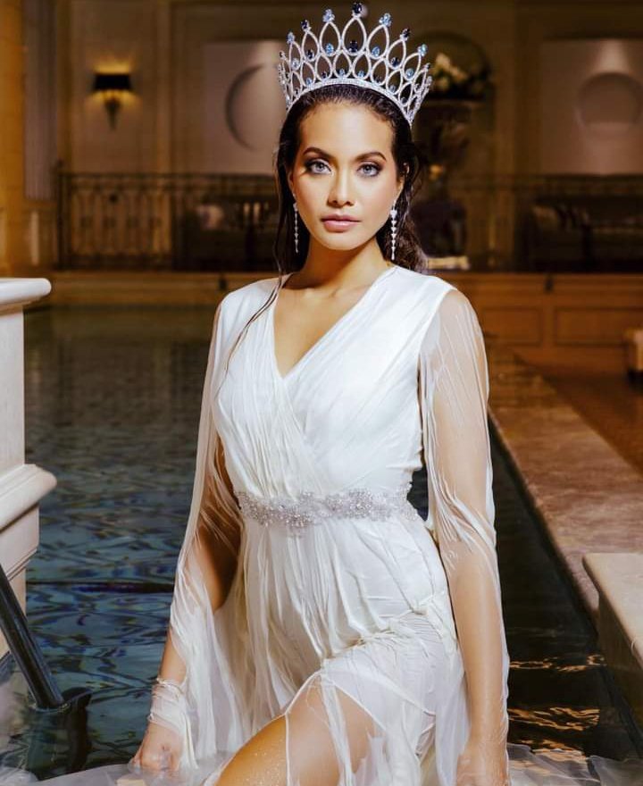 tartineaubuerre's tweet photo. Dommage qu'on peut pas élire plusieurs fois la meme miss parce que elle #MissFrance2022 #MissFrance https://t.co/RHV5uGj9gs