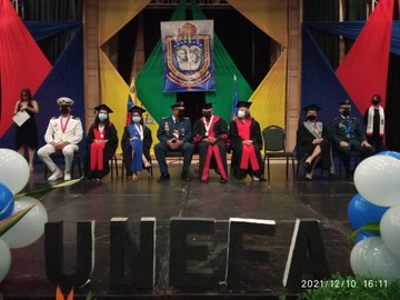UnefaVrrOrienta's tweet photo. Autoridades presentes en el conferimiento de títulos a los 83 nuevos profesionales de la UNEFA Núcleo @NNuevaesparta  
@NicolasMaduro @RanderPena @TibisayLucena8 @delcyrodriguezv @Unefa_VEN @angiolillofp @SalaUnefa @omarrojas66 @Marlonjuventud @ArturoLugo2 https://t.co/wnXPJyYyZc