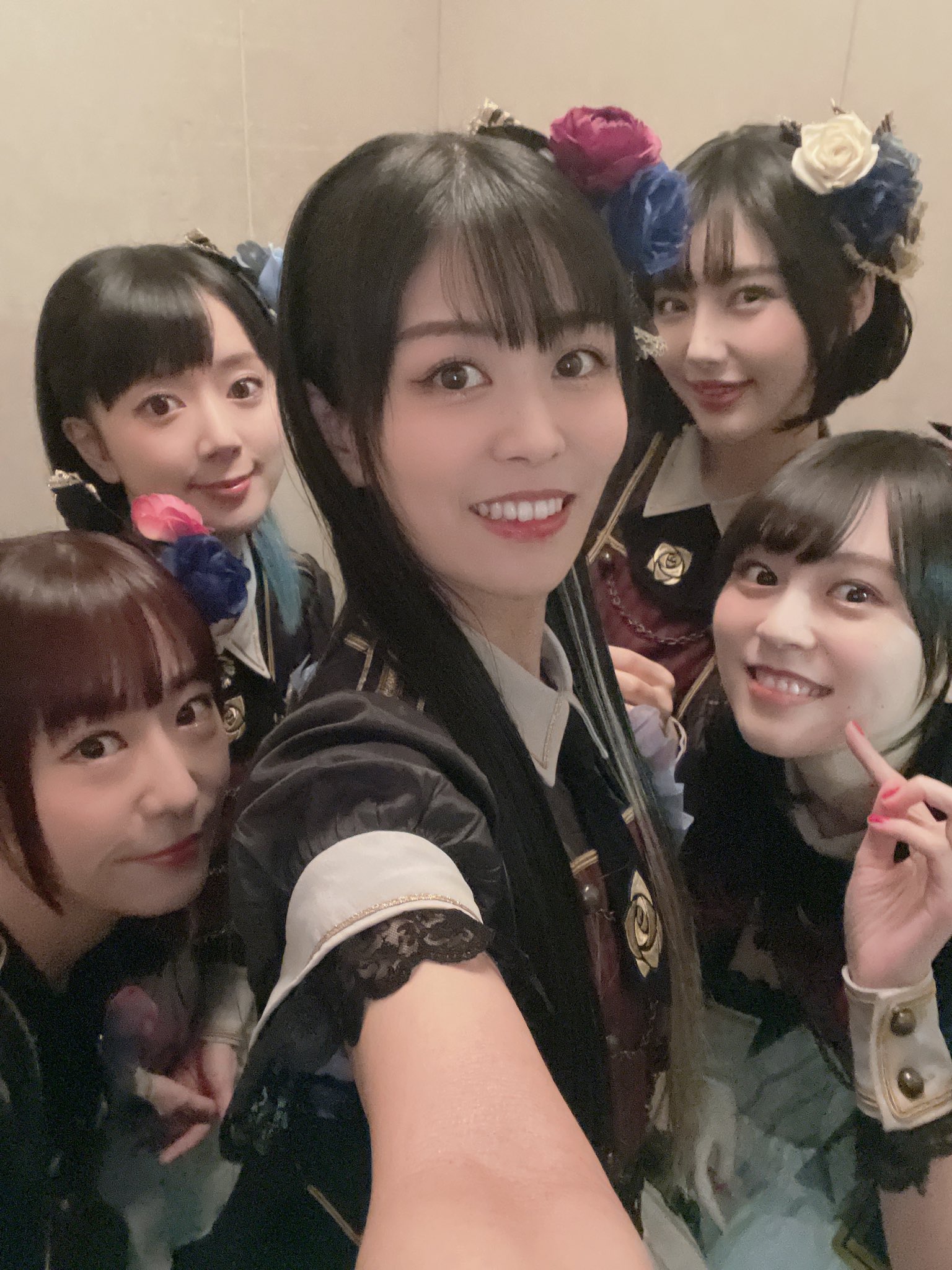相羽あいな おはようございます 今日は Edelstein Day2です ライブが終わり 幸せな気持ちで0時頃に寝落ちして 4時半に起きて配信のアーカイブを見てた やっぱり眠れないー 笑 今日はどんなライブになるのか いってきます バンドリ 相羽あいな おはようございます 今日は Edelstein Day2です ライブが終わり 幸せな気持ちで0時頃に寝落ちして 4時半に起きて配信のアーカイブを見てた やっぱり眠れないー 笑 今日はどんなライブになるのか いってきます バンドリ