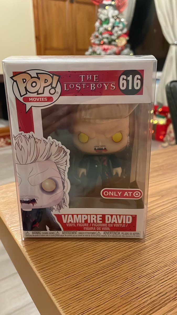 samanth02455505's tweet photo. #funkopop #vampiredavid @RealKiefer #lostboys #collectioncompleted โ
https://t.co/slD8URbHxD