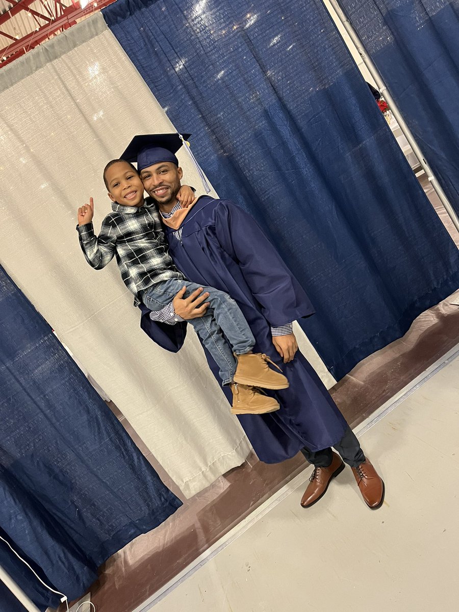 Maurice Jones tweet media