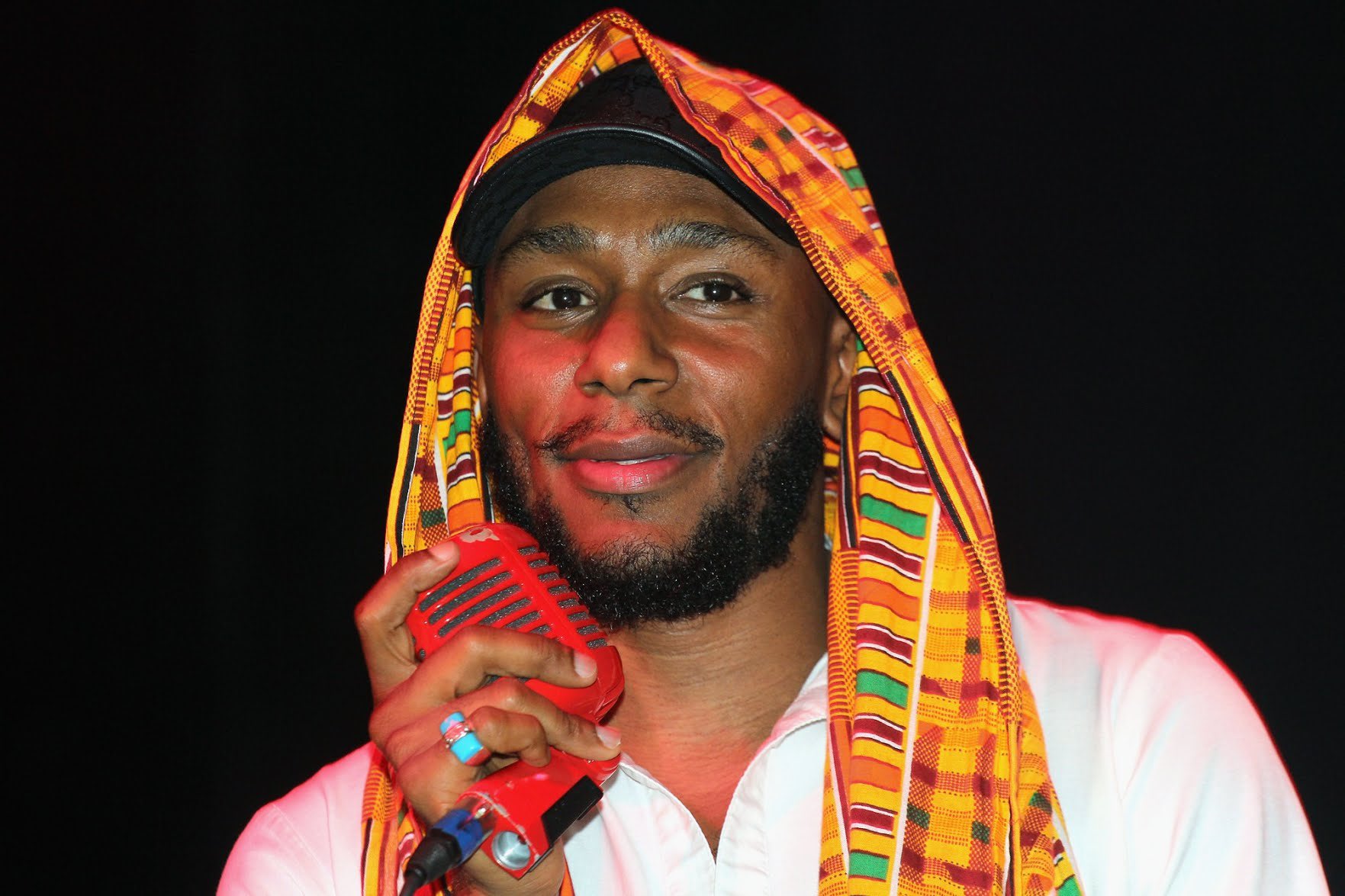 Happy birthday Yasiin Bey fka Mos Def

One of the greatest of all time, such an inspiration 