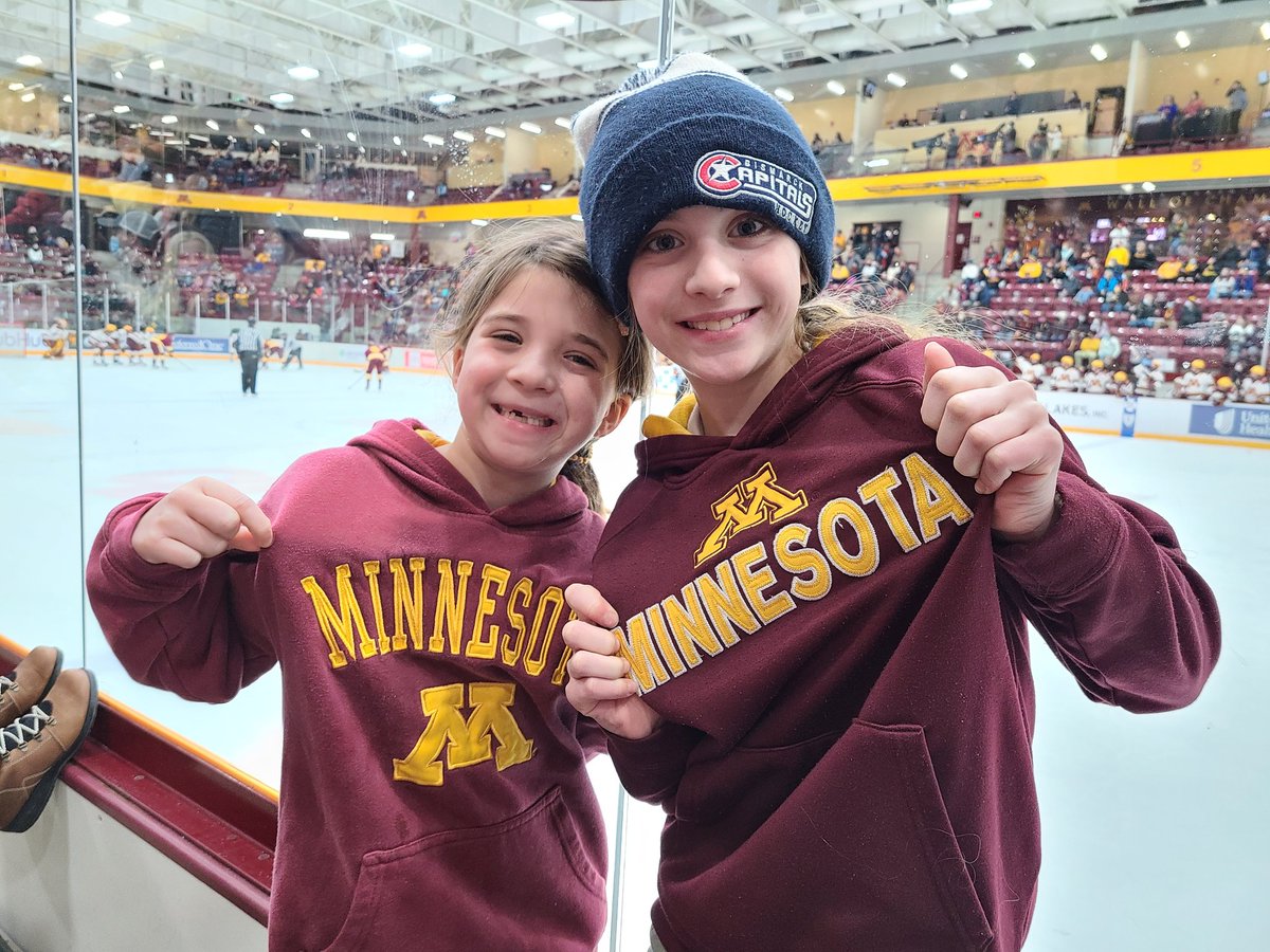 slheld's tweet photo. Showing off their maroon and gold and cheering on the #Gophers.  #gwh https://t.co/28porOHD8r