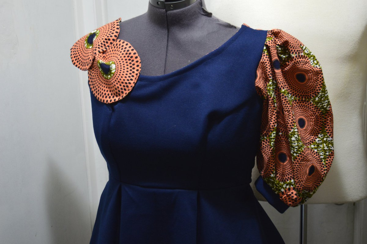 Esperatab's tweet photo. What we do here! #EsperanzaFashionDesign the eye of fashion. #IamWaterlooRegion https://t.co/XGOvUpx5Iz
