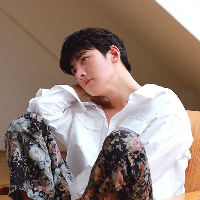 everythingilik5's tweet photo. ❤❤❤
.
#JiChangWook #지창욱 #池昌旭 #チチャンウク #ЧжиЧанУк #อุคจ๋า #จีชางอุค https://t.co/TtF7UyflW8