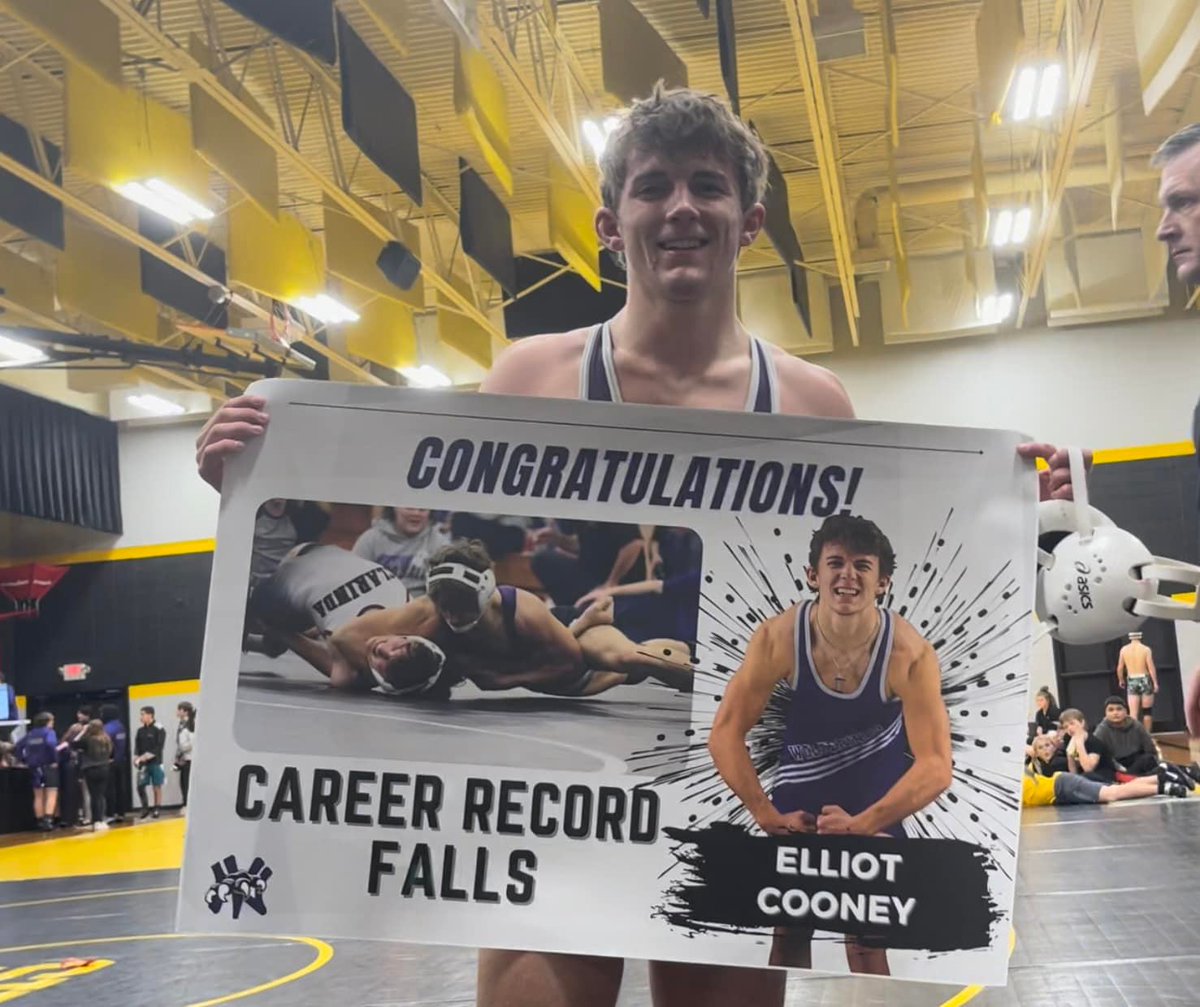 Congrats to the NV/OM wrestlers today! Elliot tied the career record falls held by Mario Galanakis and will take the record outright next week. Here are the individual results from today:
1st- Elliot C. 
1st- Jaxon C. 
2nd- Zack G. 
2nd- Trent W.
3rd- Brandon R.