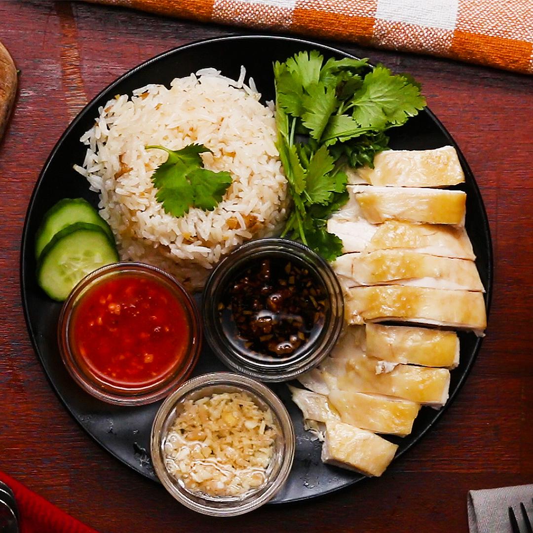 AlinaTalbot's tweet photo. [2021.12.12]Hainanese Chicken Rice https://t.co/LhMQnRKbEu
