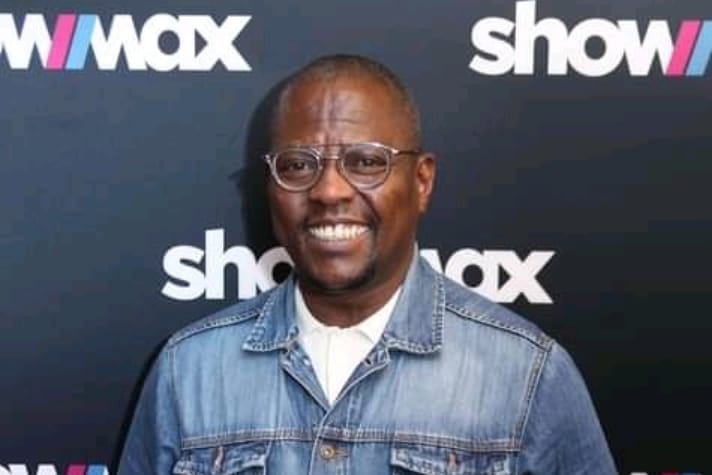 TheWifeShowmax's tweet photo. @dududube and the cast: #TheWifeShowmax Now I can't wait for Thursday 😭😩☺️ https://t.co/JCR7TCqoqz