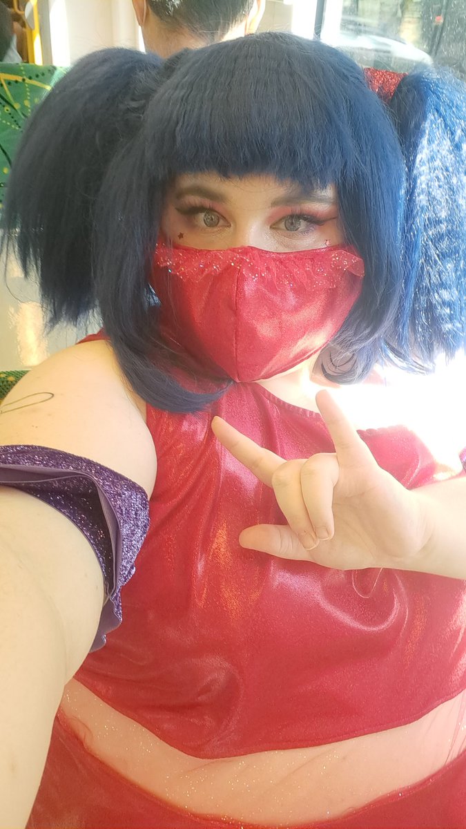 berrybeanpie's tweet photo. Day 2 of #OzComicCon β€πΆ #musawinxclub #winxclubcosplay https://t.co/eqaSMOqWfu