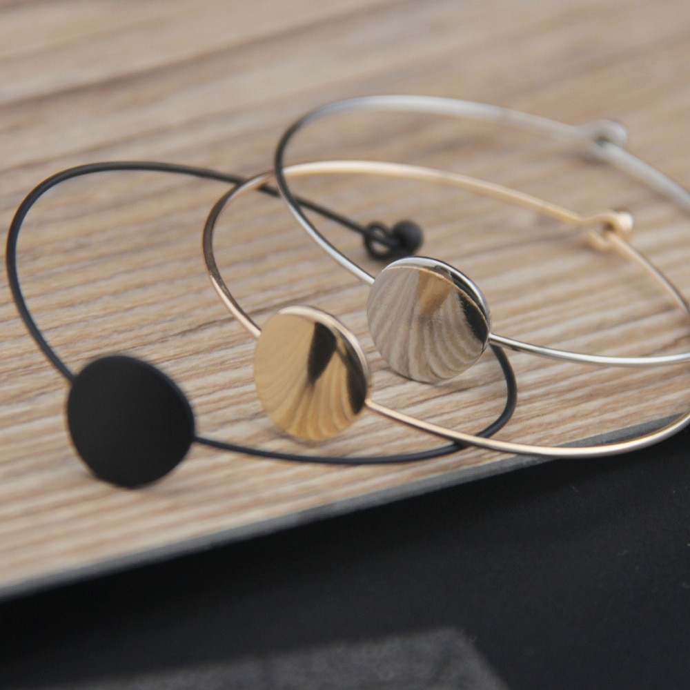 NomadeJewels's tweet photo. #crystal #rhinestones Minimalistic Designed Geometric Bracelets https://t.co/UIUXbNTzCb https://t.co/g3dRQjimM2